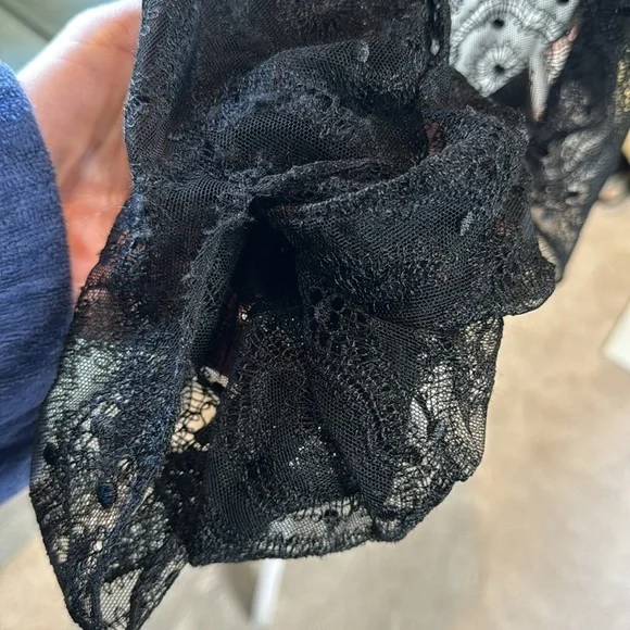 🎉HP🎉EUC Fendi Lace Button Front Blouse with Wrap Sleeve Detail - Picture 8 of 10